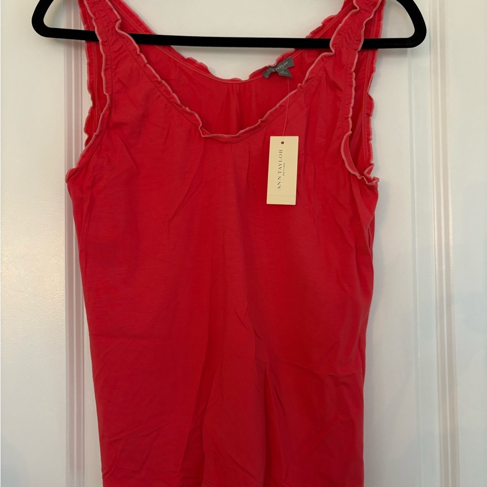 NEW Ann Taylor Women LP  Pink Ruffle Knit Sleeveless Tank Top Scoop Neck